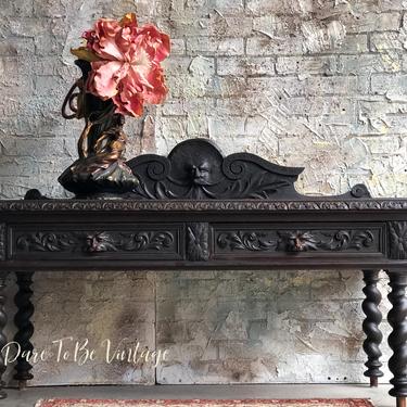 Antique Carved  Jacobean Barley Twist Accent Table - Antique Carved Coffee Table - Gothic Revival Jacbobean Antique Carved  Accent Table 