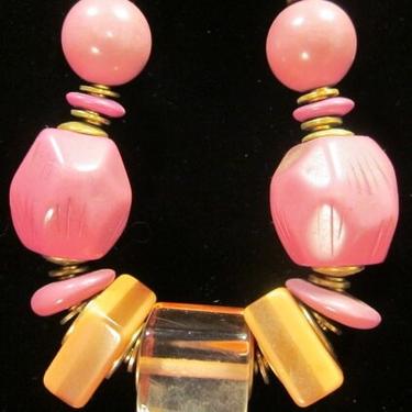 Vintage Pink Lucite/Acrylic, Plastic, Wooden and Gold Tone Rondelle, Round, Square, Neopolitan beads Strung Italian Necklace 