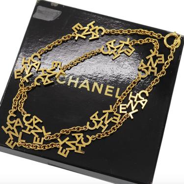 Vintage 90's CHANEL LOGO LETTERS Monogram Gold Plated Charm Necklace Choker Jewelry 