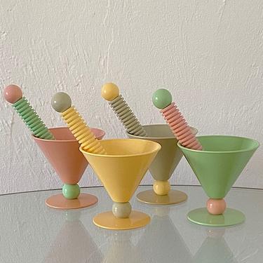 Plastic Dessert Cups & Spoons