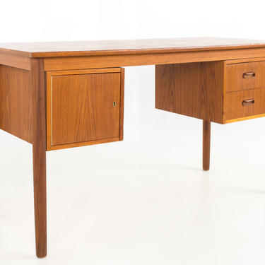 Arne Vodder Style Danish Teak 2 Sided Mid Century Desk - mcm 