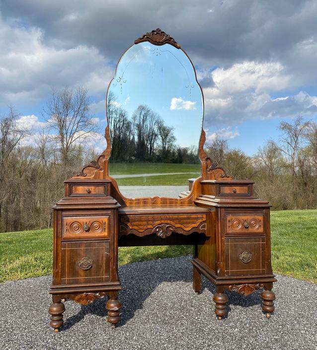New Antique Vanity With Mirror Solid, Pictures Of Antique Vanity Dressers