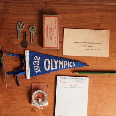 Vintage 1932 Olympics Pennant - Blue and White 