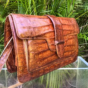 Vintage Tan Leather Shoulder Bag Purse Structured Top Flap Doctors Case Bag 