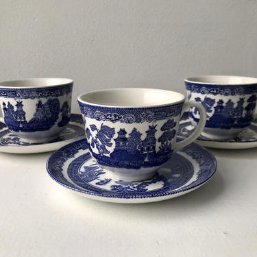 Vintage Willow Ware Blue and White Porcelain Teacups Set of Three 