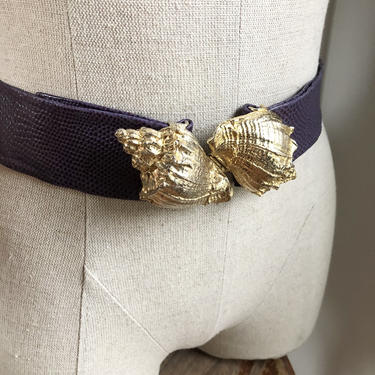 1980s Golden Seashell Statement Belt- purple leather- size small/medium/large 