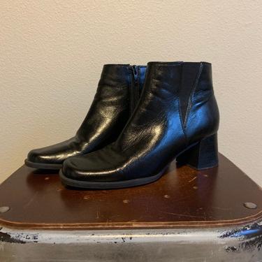 Vintage Easy Spirit Black Leather Chunky Heeled Boots Black Booties Size 7 
