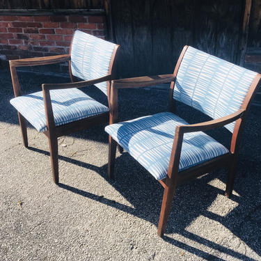 Pair of Mid Century Chairs 