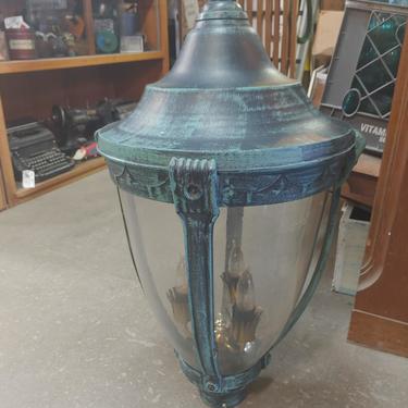 Vintage inspired outdoor light post lights about 33" in height