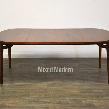 Walnut MCM Extendable Dining Table 