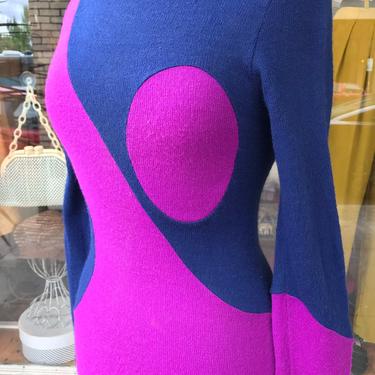 80's Vintage dress| long fitted Knit | Op Art| large circle| color block | interesting one of a kind look| size small 