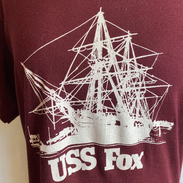 70s 80s vintage T-shirt~ USS Fox logo~ nautical battleship cruiser /print tee shirt~ unisex size Medium 