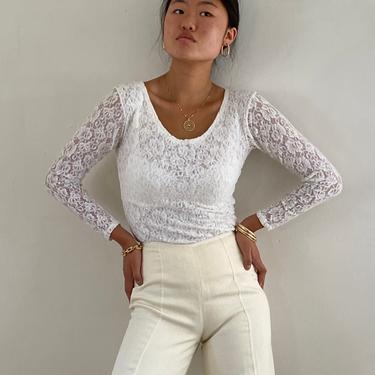 80s lace tee T-shirt / vintage white sheer stretch lace scoop neck long sleeve tee T shirt | M 
