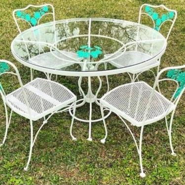 Mid Century Russel Woodard Wrought Iron Patio Set, Metal Table and Four Chairs, MCM Vintage Patio Furniture, Vintage Wrought Iron 