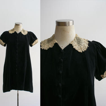 Vintage Black Velvet Cocktail Dress / Antique Cocktail Dress / Antique Velvet Dress / Lace Collar / Wednesday Addams Dress / 1900s Dress XS 