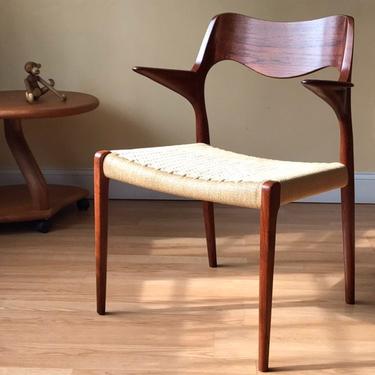 ONE Moller Model #55 Dining armChair, in Teak and Danish Paper Cord (four available) 