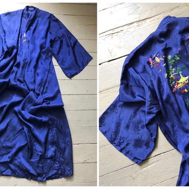vintage ‘70s Chinese embroidered robe | Golden Bee bohemian dressing gown 