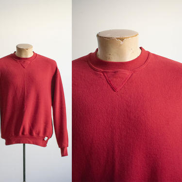 Vintage 1980s Pullover Sweatshirt / Vintage Red Crewneck Sweatshirt / Vintage 1980s Russell Athletic Sweatshirt / Vintage Russell Pullover 