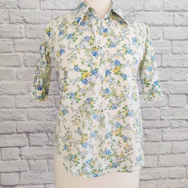 Vintage 60s Floral Blouse // Collared Short Sleeve Cotton Shirt 