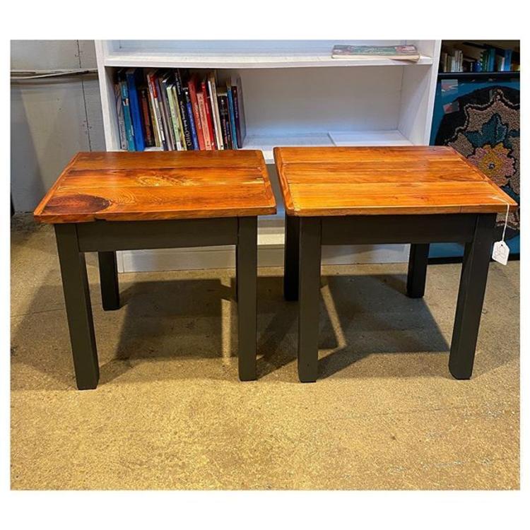 Pair of small rustic reclaimed wood bench/end table 17.9” long x 14” wide / 17” Height 