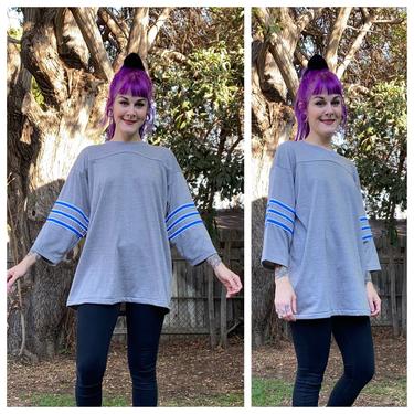 Vintage 1980’s Grey V-neck Tee with 3/4 Sleeves 