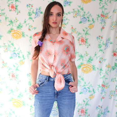 Vintage 1970s Peach Dagger Pointy Collar Button Down Blouse with Florals and Mini Polkadot Pattern by Mr. Eli of Miami, Size 16 