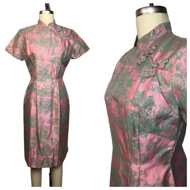Early 1960s Silk Novelty Toile de Jouy Themed Print Cheongsam Dress 