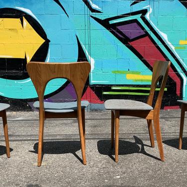 4 Mid Century Dining Chairs By Niel Koefoed