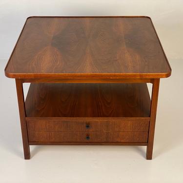 Walnut End table by Jack Cartwright for Founders, Circa 1960s - *Please see notes on shipping before you purchase. 