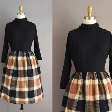 vintage 1950s dress | Adorable Cozy Plaid Print Full Skirt Winter Wool Dress | Small | 50s vintage dress 