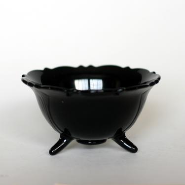 vintage L.E. Smith MT. Pleasant black amethyst footed bowl 