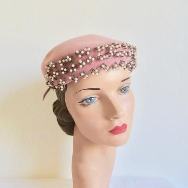Vintage 1950's Pastel Pink Felt Hat Casque Style Bead Sequin Trim Bow Rockabilly 50's Millinery Patrice Size 22 