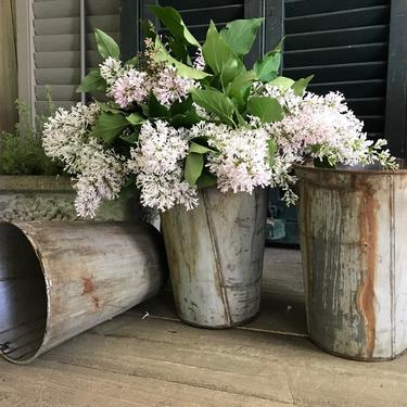 1 Rustic Zinc Sap Bucket, Resin, Galvanized Garden Vase, Metal Rustic Farmhouse, 2 Available 