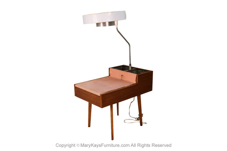 George Nelson Herman Miller Walnut Planter Lamp Table Model 4634-L 
