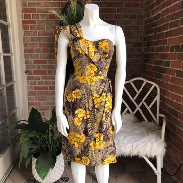 RARE 1950s Sand n Surf Alfred Shaheen Plumeria and Gold Sarong Dress