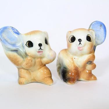 Vintage Kitsch Squirrels Playing Tennis Salt and Pepper Shakers 