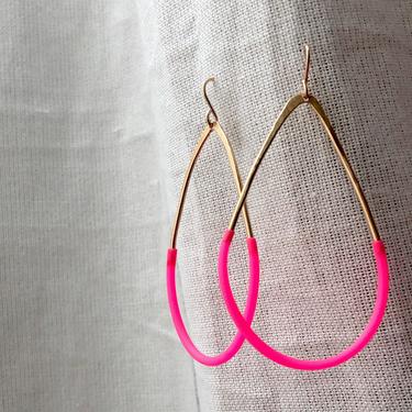Naxos Dangles - in 14k Gold Fill with Pink Rubber Summer Hoop Drop Dangles 