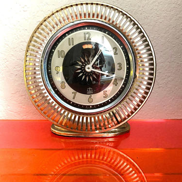 HYPNOTIZING moving clock with MOVING Optical Illusion Dial! Vintage 1930s 1940s 50s Art Deco Rose Gold Copper Kitchen Alarm Housewares Decor 