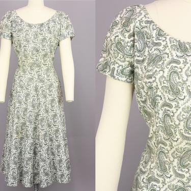 1950s Green Paisley Cotton Dress | Vintage 50s Dress with Gored Skirt with Pockets | large / xl 