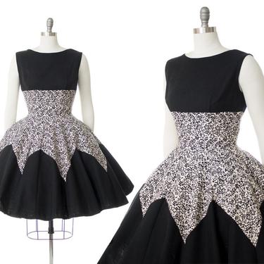 Vintage 1950s Dress | 50s Floral Black Chevron Color Block Cotton Circle Skirt Sundress (small/medium) 