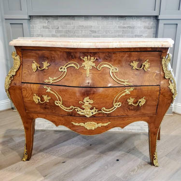 Antique French Louis XV Style Gilt-Bronze Mounted Burl Wood Bombe Chest Of Drawers Commode in the Manner of Charles Cressent 