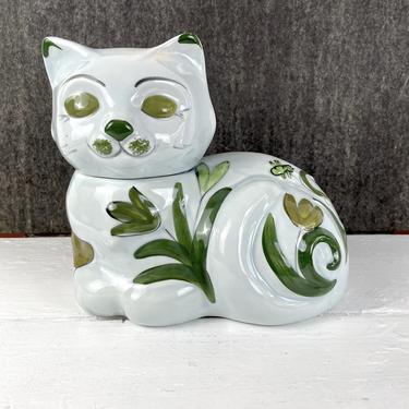 Cats from vintage, modern and artisan home decor stores in Boston 