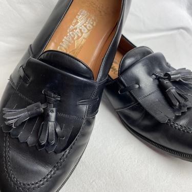 70’s-80’s Ferragamo Black leather tassel loafers~ Penny loafers ~ Unisex Androgynous~ women’s size 11/ Men’s size 91/2 D 