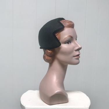 Vintage 1950s Sculptural Cloche Hat, Black Straw Skullcap, New Look Style Cocktail Hat, Avant Garde, One Size 