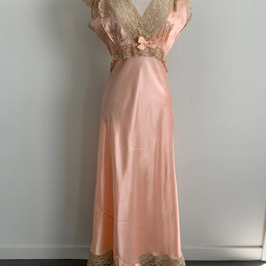 Femicraft Peach Rayon Satin /Ecru Lace Bias Cut Lingerie Gown 
