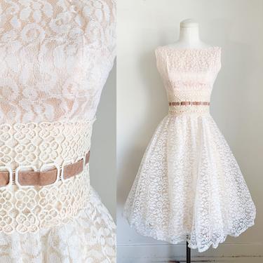 Vintage 1950s Blush Pink Lace Prom Dress / XS 