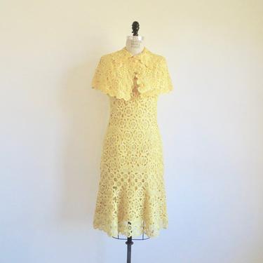Vintage 1960's Lemon Yellow Crochet Dress with Matching Capelet Italian Spring Summer Bridal Wedding Party Made in Italy 32&amp;quot; Waist Medium 