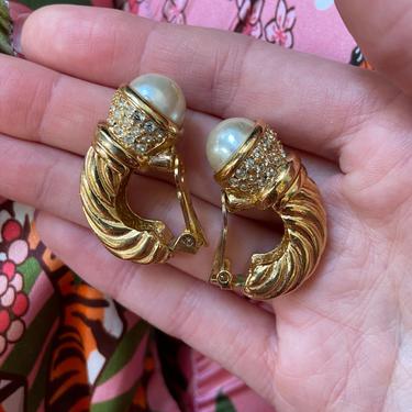 Unsigned Designer GIVENCHY Gold Shrimp Faux Pearl Clip On Earrings