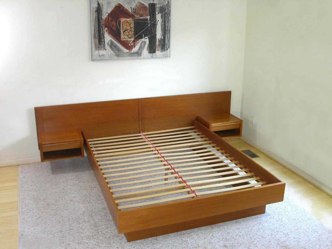 King Size Teak Platform Floating Bed With Attached Nightstands