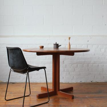 Restored Solid Teak Danish Modern Round Table by Tarm Stole Møbelfabrik 